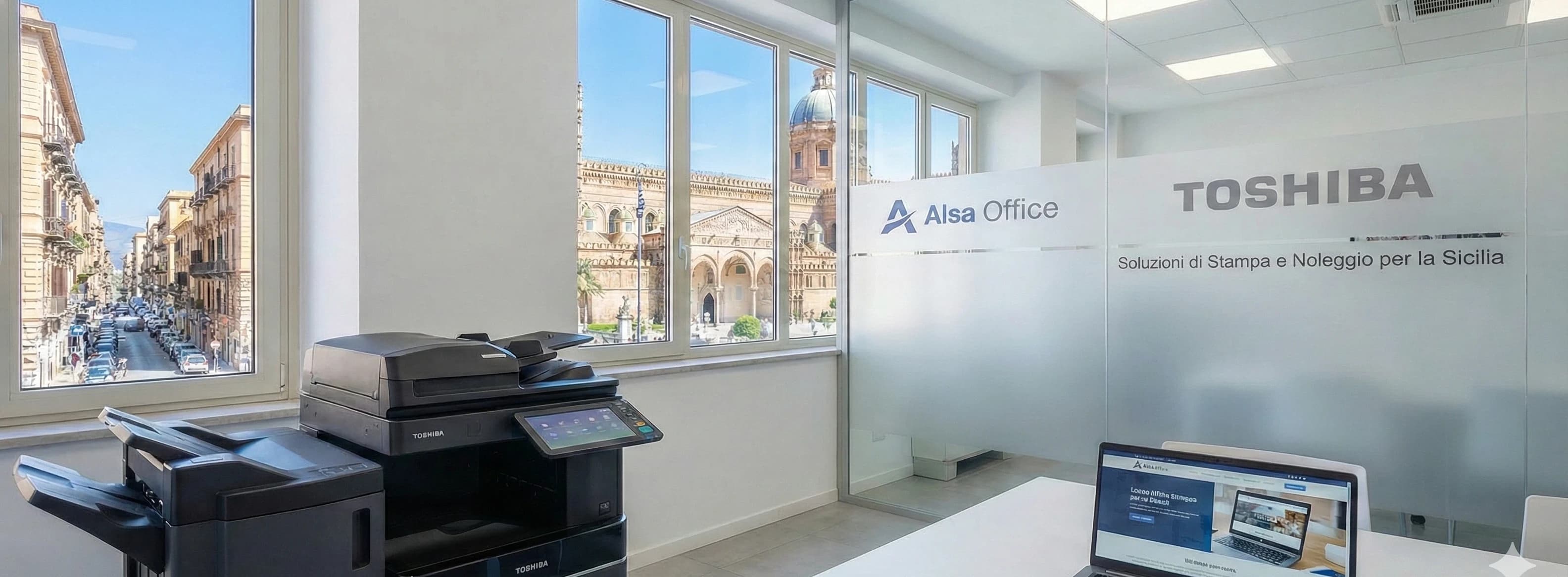 Showroom Alsa Office a Palermo con multifunzione Toshiba e vetrina Toshiba - Soluzioni di stampa e noleggio per la Sicilia